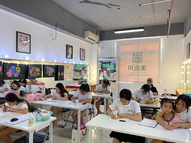 玉林风尚美培训学校 美发技艺，从头开始的时尚艺术